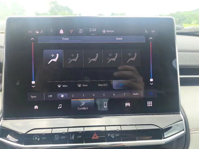 Certified 2022 Jeep Compass Limited AWD/4WD image 17