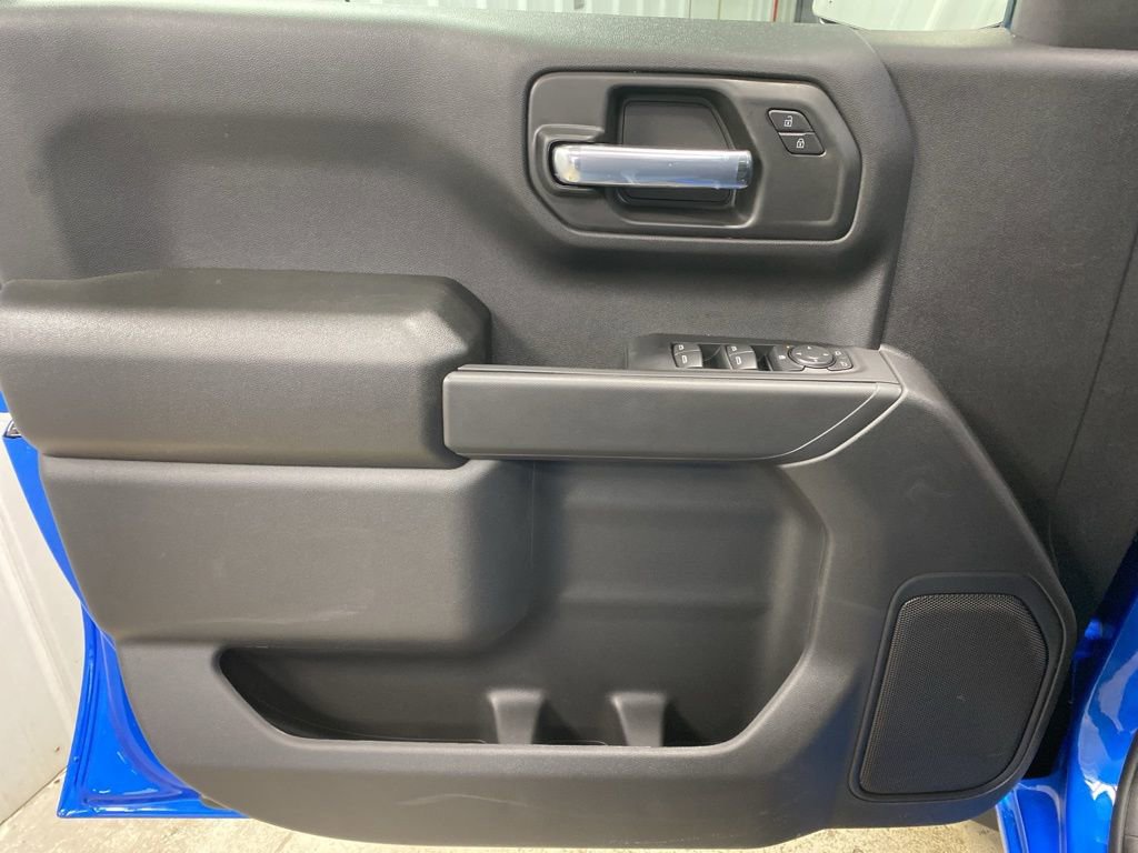 New 2026 Chevrolet Silverado 1500 Custom w/ Turbomax Blackout Package AWD/4WD image 24