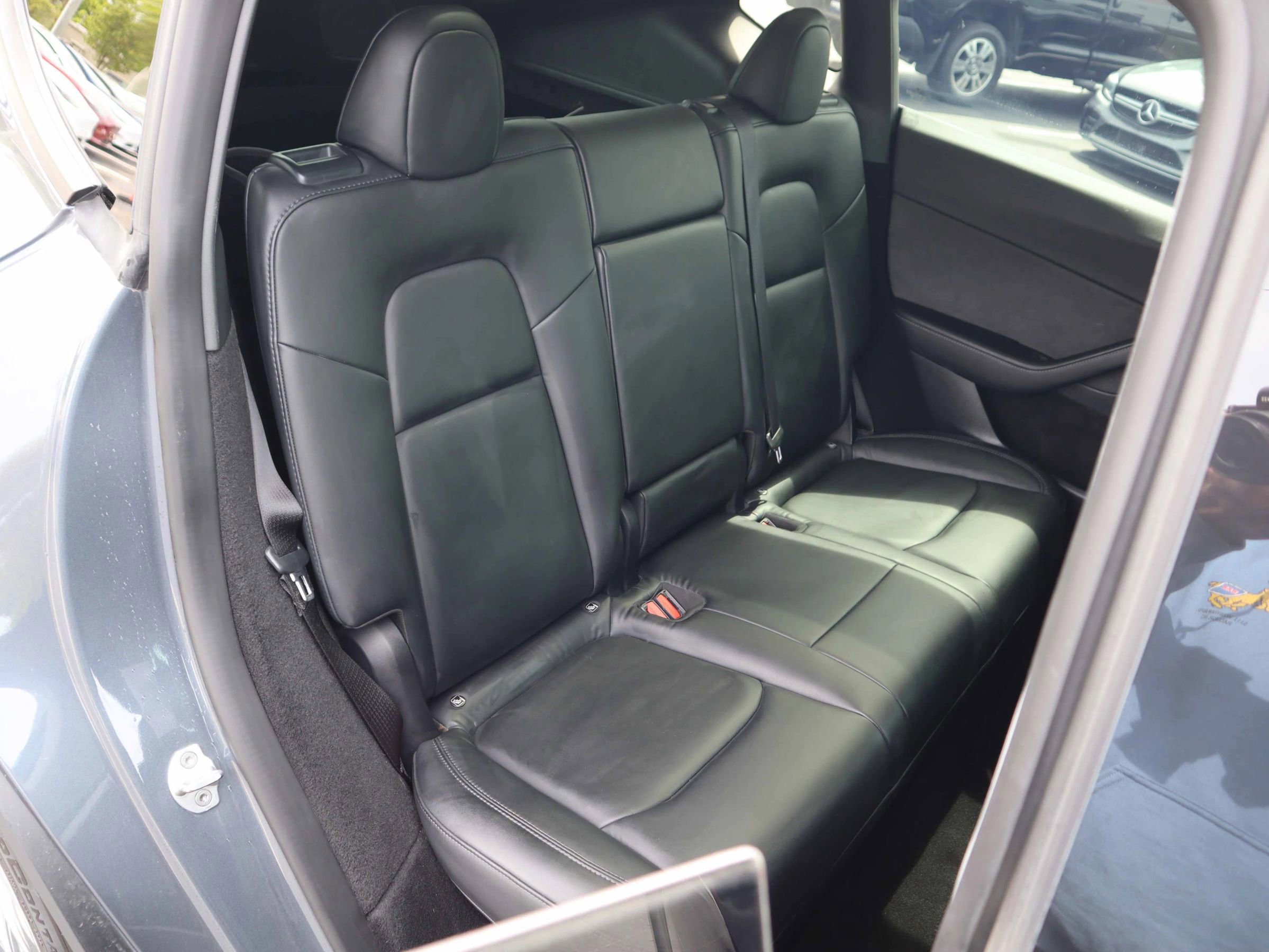 Used 2023 Tesla Model Y Long Range image 4