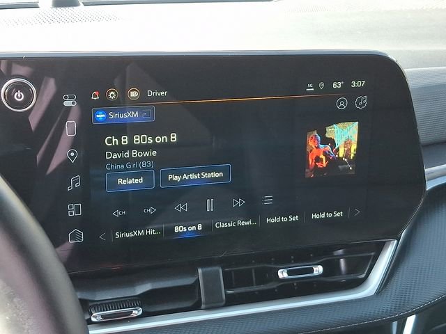 Used 2025 Chevrolet Equinox LT w/ Convenience Package II image 16