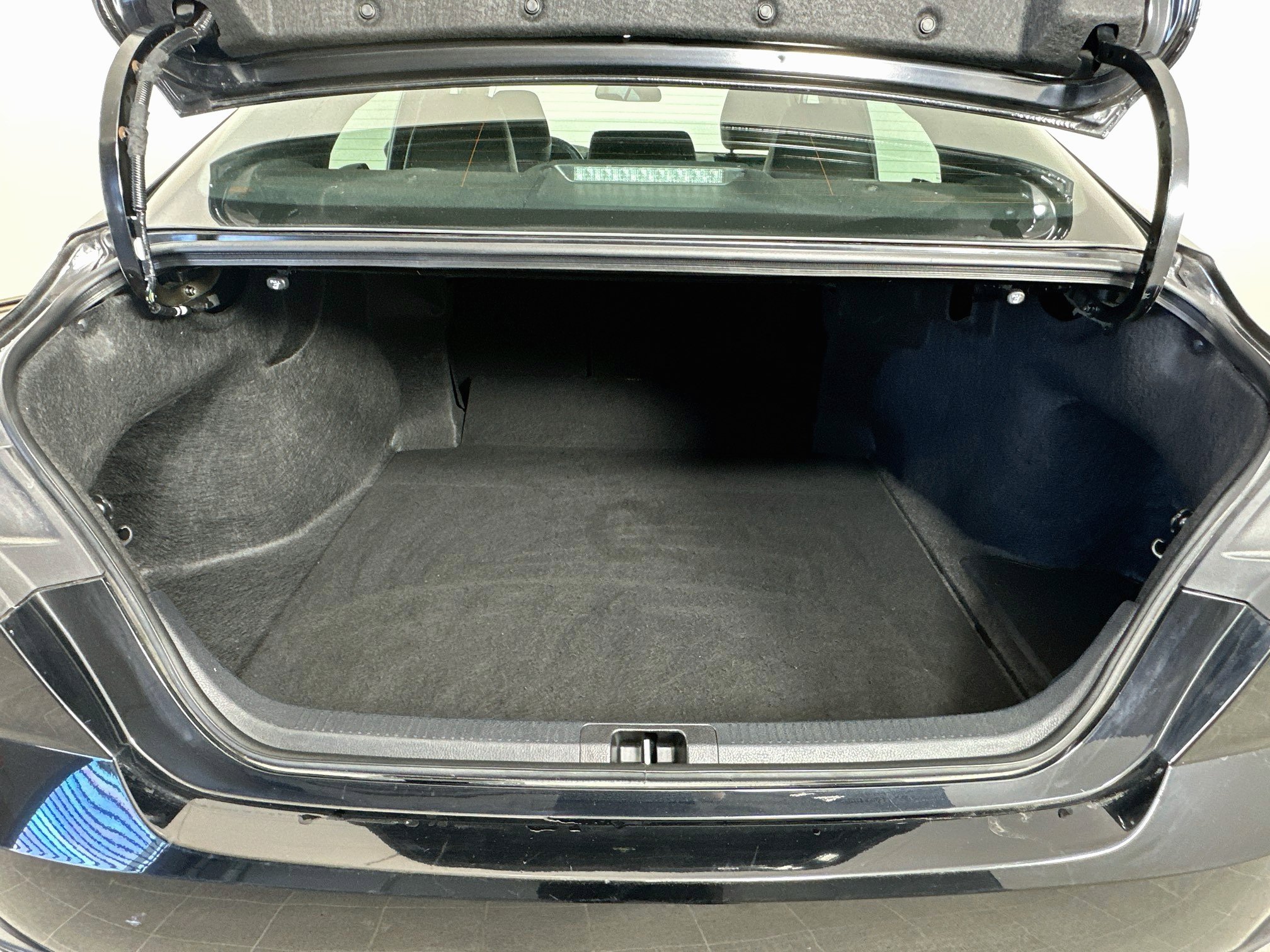 Certified 2025 Toyota Camry SE FWD image 23