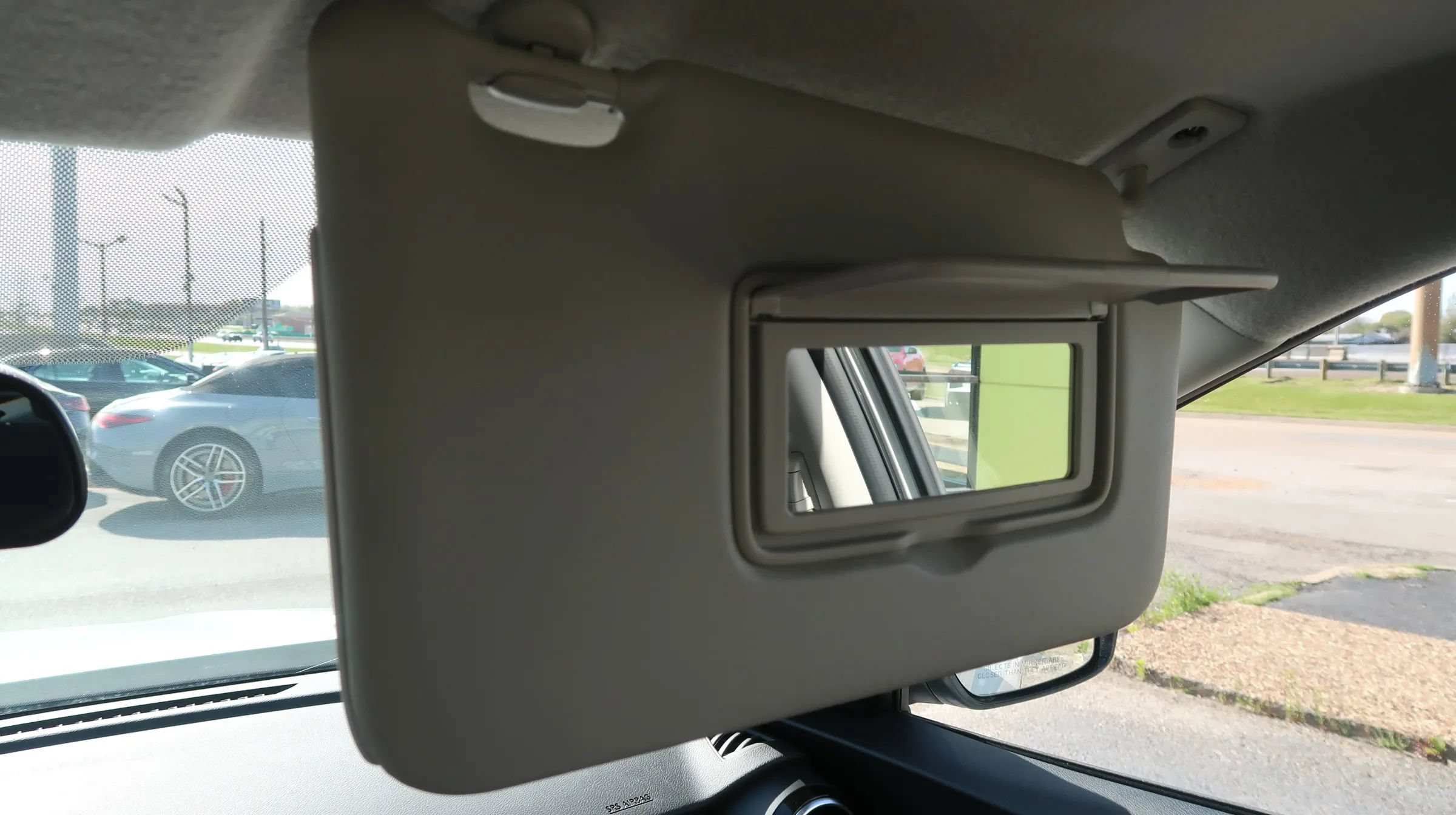 Used 2023 Nissan Kicks SV FWD image 41