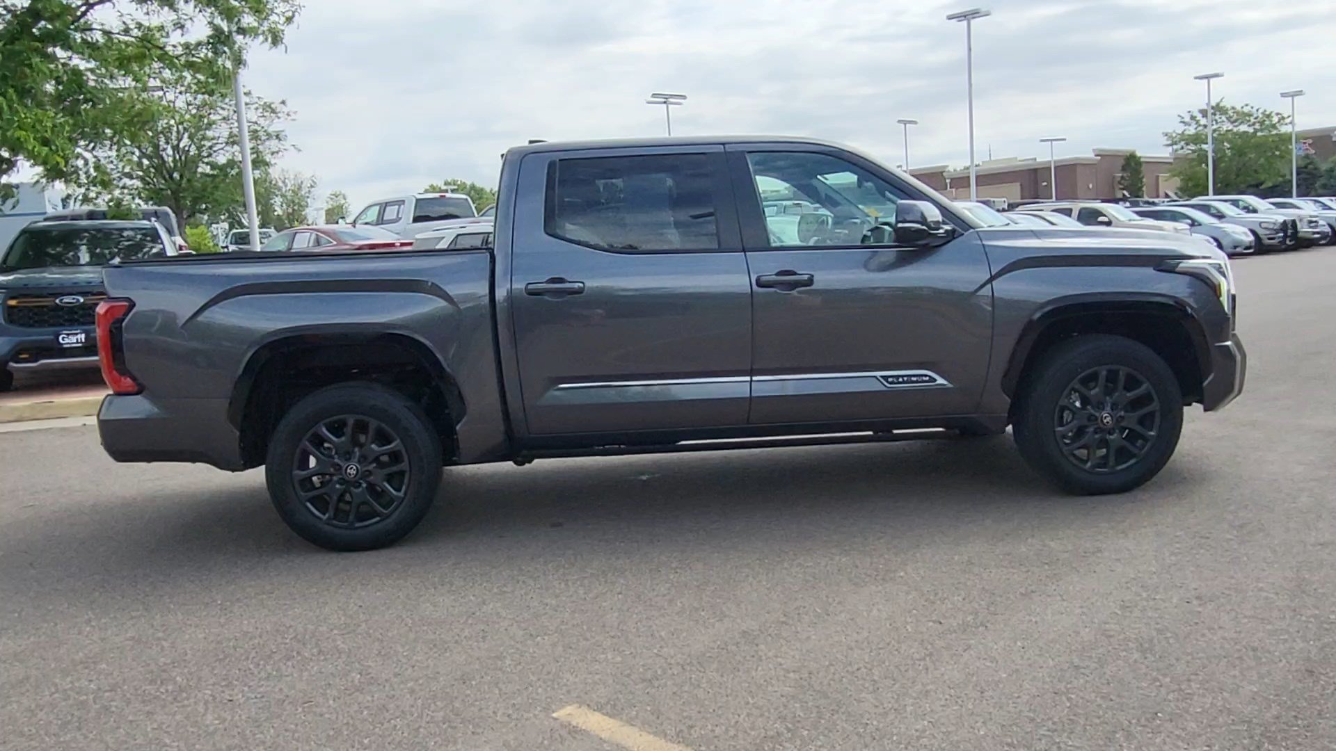 Used 2025 Toyota Tundra Platinum AWD/4WD image 6