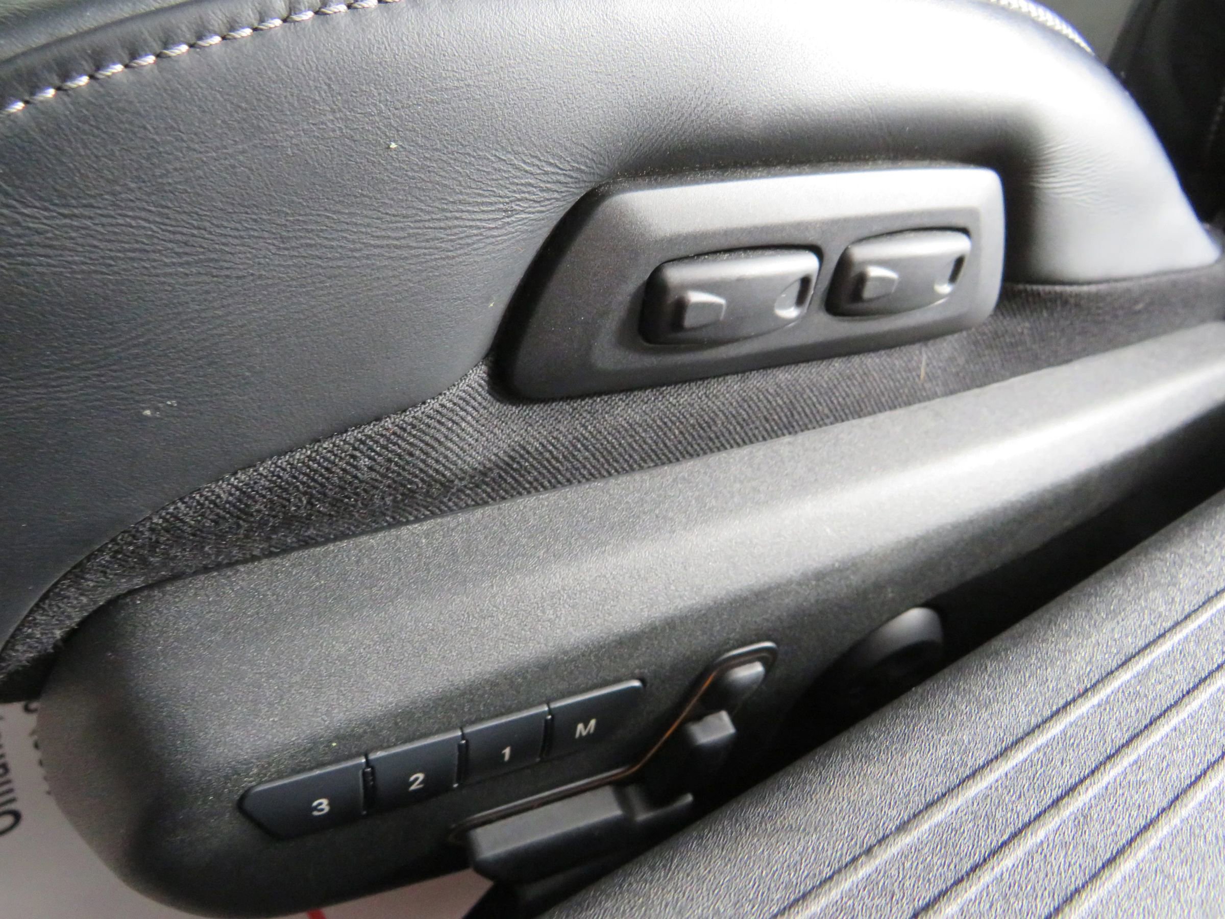 Used 2016 Mercedes-Benz AMG GT S image 36