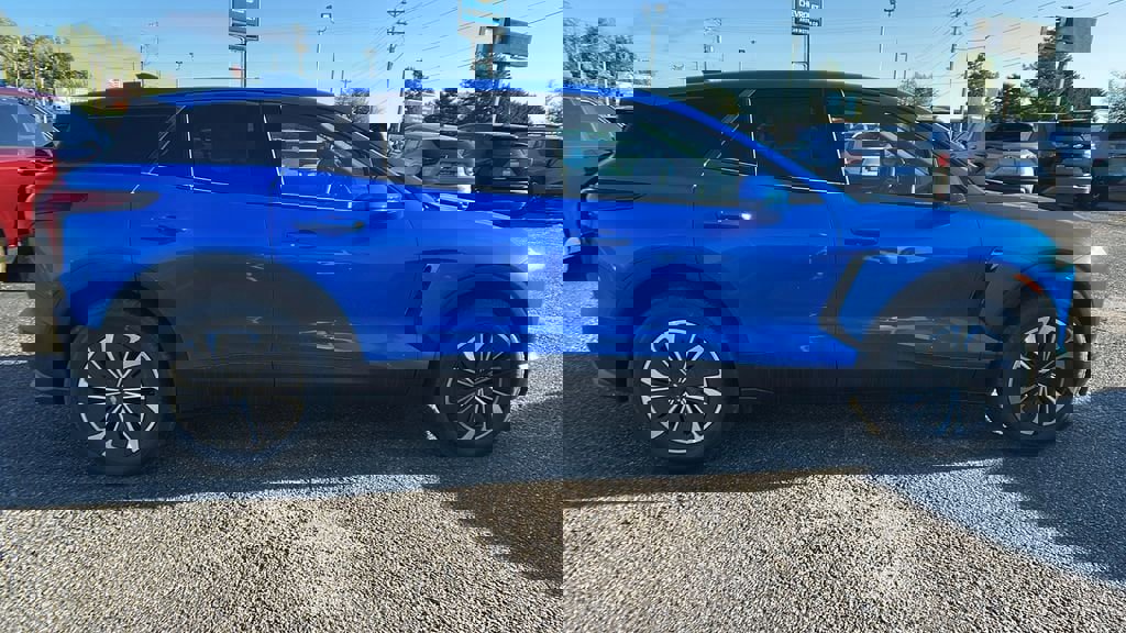 New 2026 Chevrolet Blazer EV LT image 4