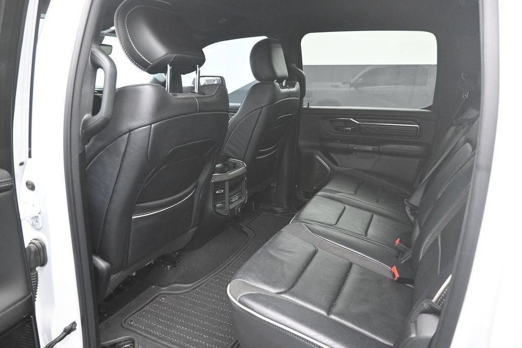 Used 2025 RAM 1500 Limited AWD/4WD image 2