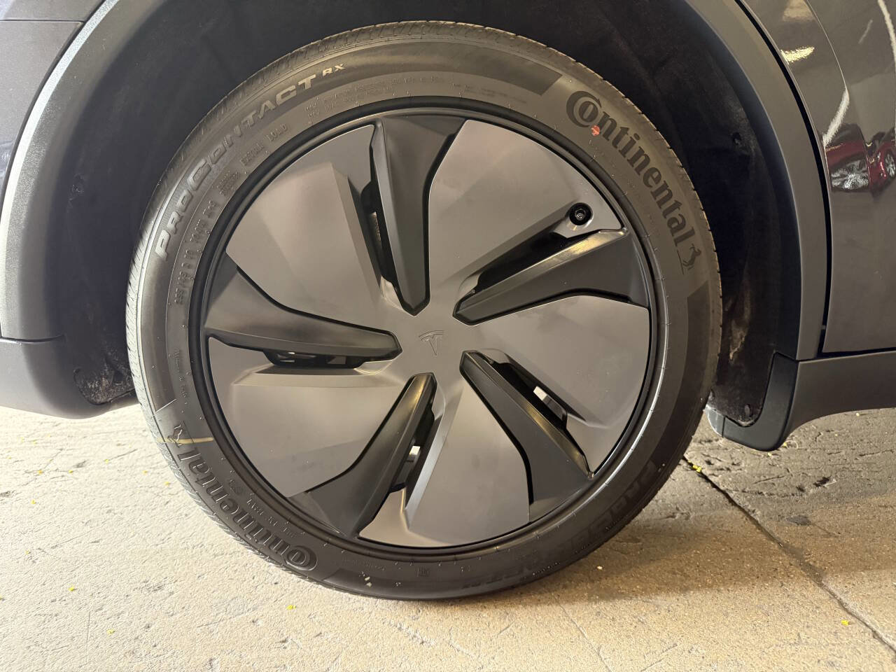 Used 2026 Tesla Model Y Long Range image 34