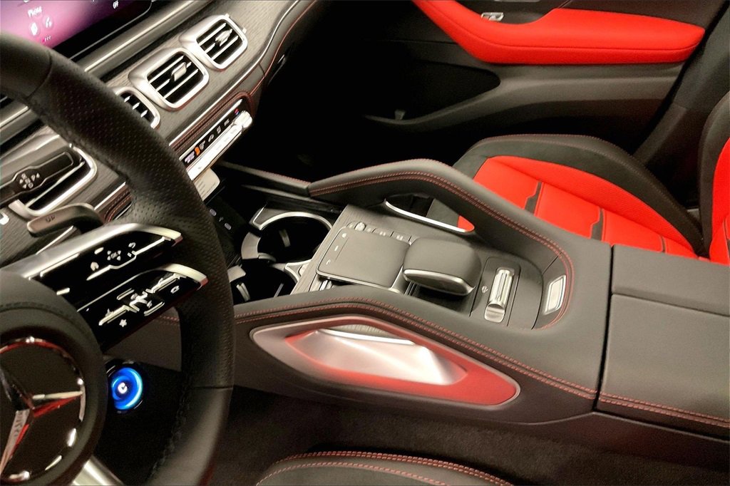 New 2026 Mercedes-Benz GLE 53 AMG 4MATIC Coupe image 8