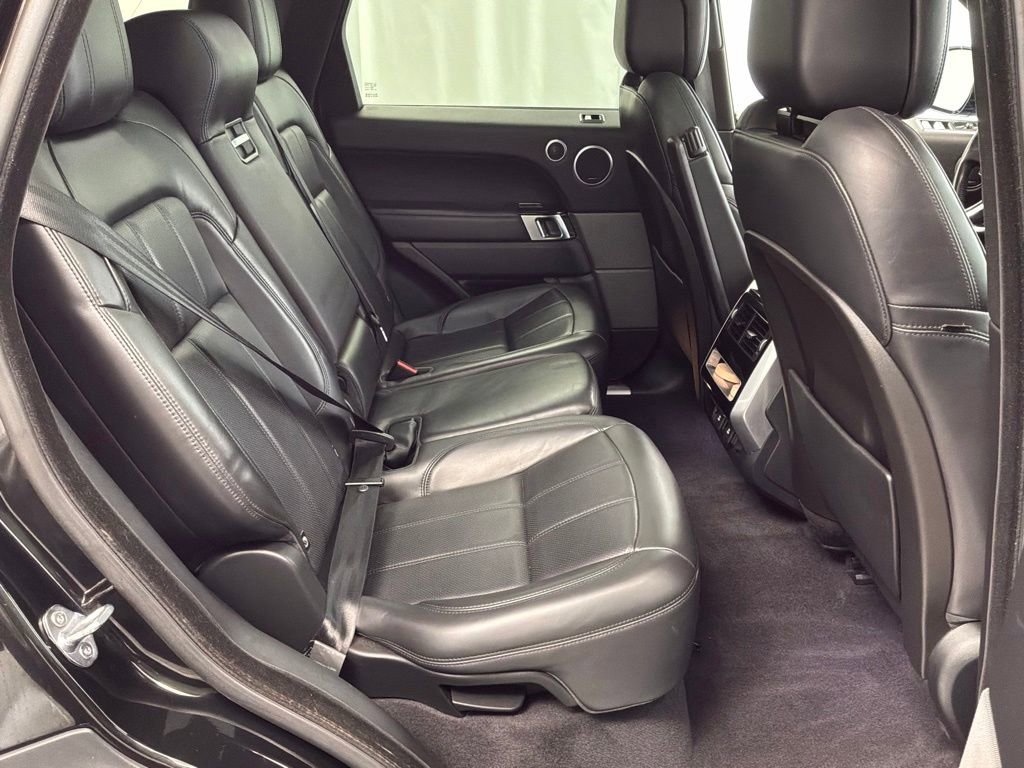 Used 2018 Land Rover Range Rover Sport HSE AWD/4WD image 28