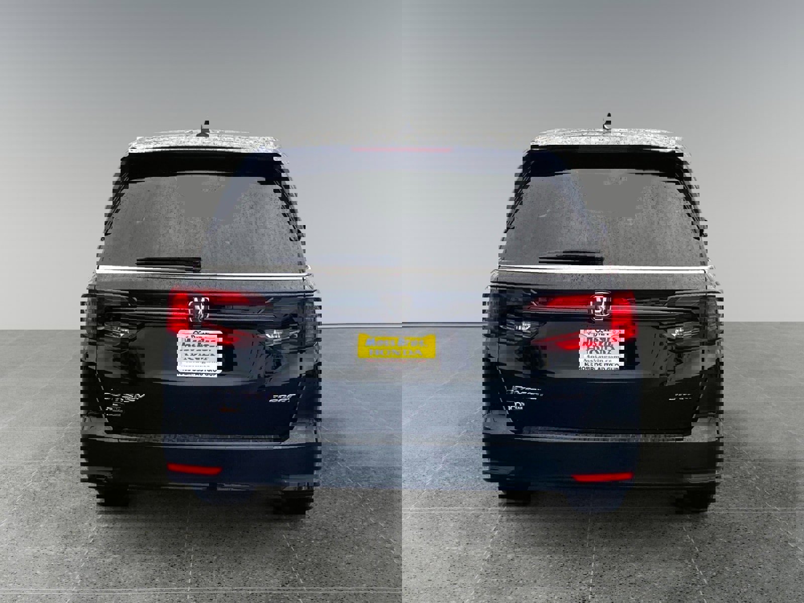 Used 2024 Honda Odyssey Sport image 4