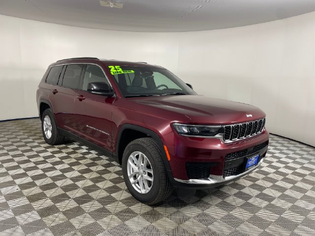 Used 2025 Jeep Grand Cherokee L Laredo w/ Trailer Tow Package AWD/4WD image 23