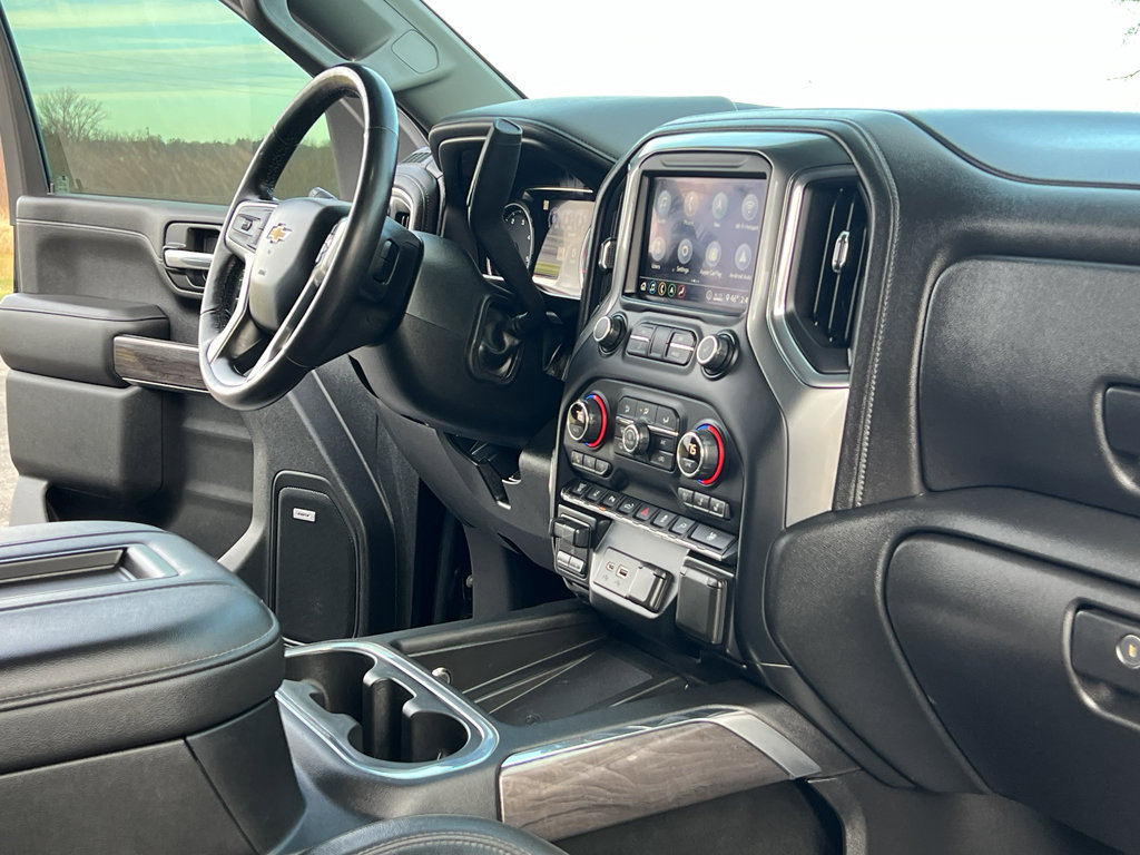 Used 2020 Chevrolet Silverado 3500 LTZ w/ LTZ Texas Edition image 30