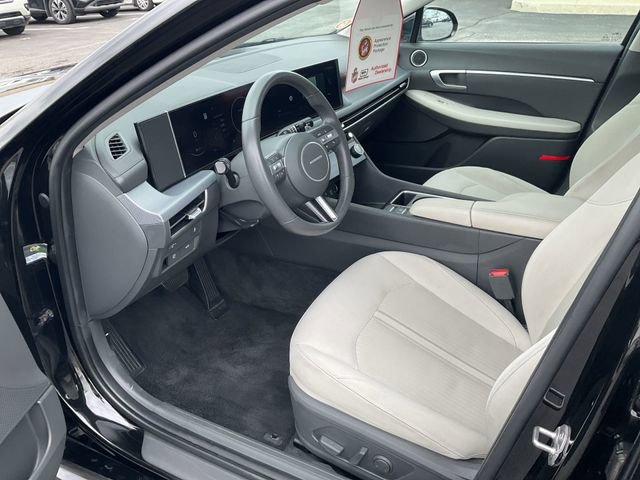 Used 2024 Hyundai Sonata SEL w/ Convenience Package image 8