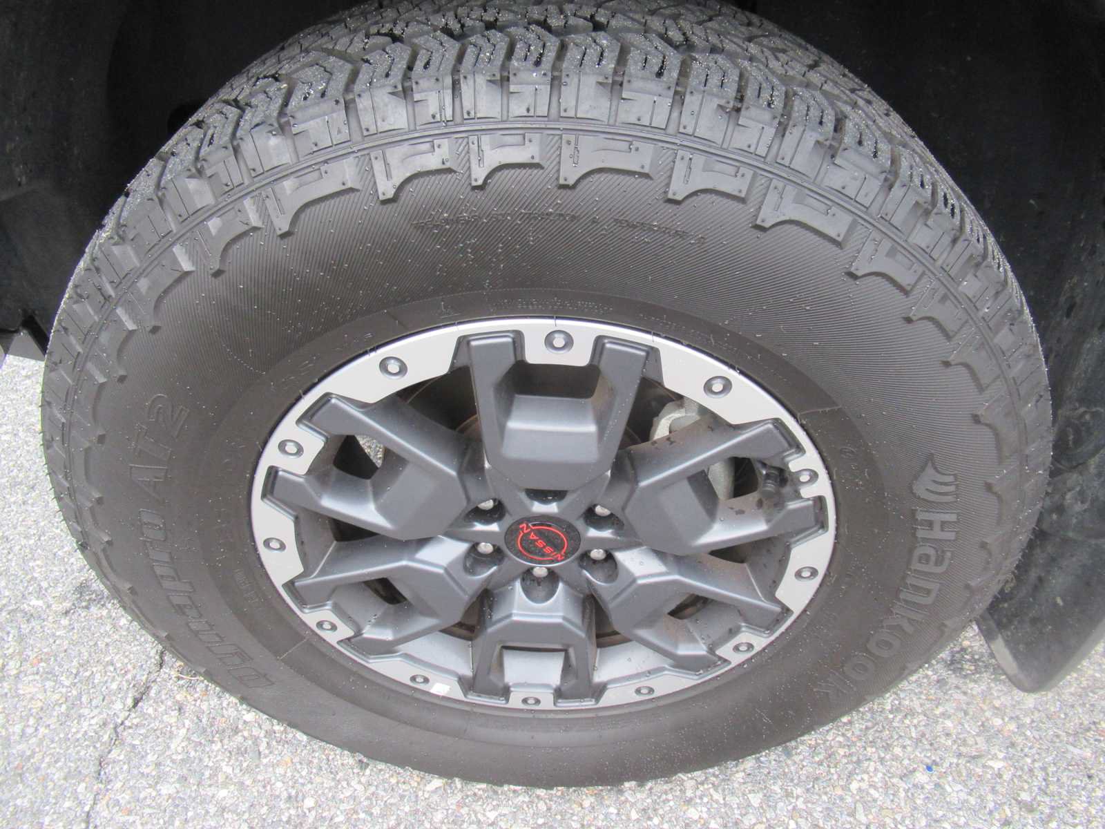 Used 2025 Nissan Frontier PRO-4X w/ Pro Convenience Package AWD/4WD image 10