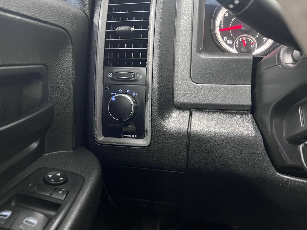 Used 2017 RAM 3500 Tradesman AWD/4WD image 24