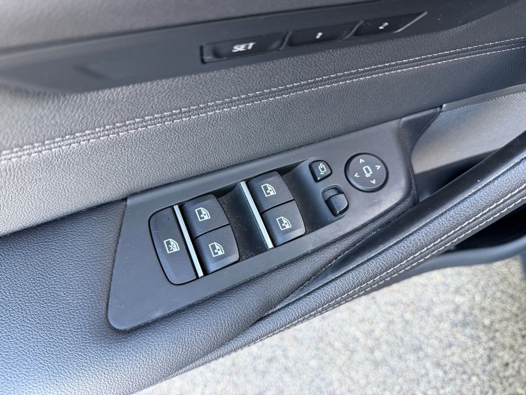 Certified 2023 BMW 530i xDrive w/ Premium Package image 25