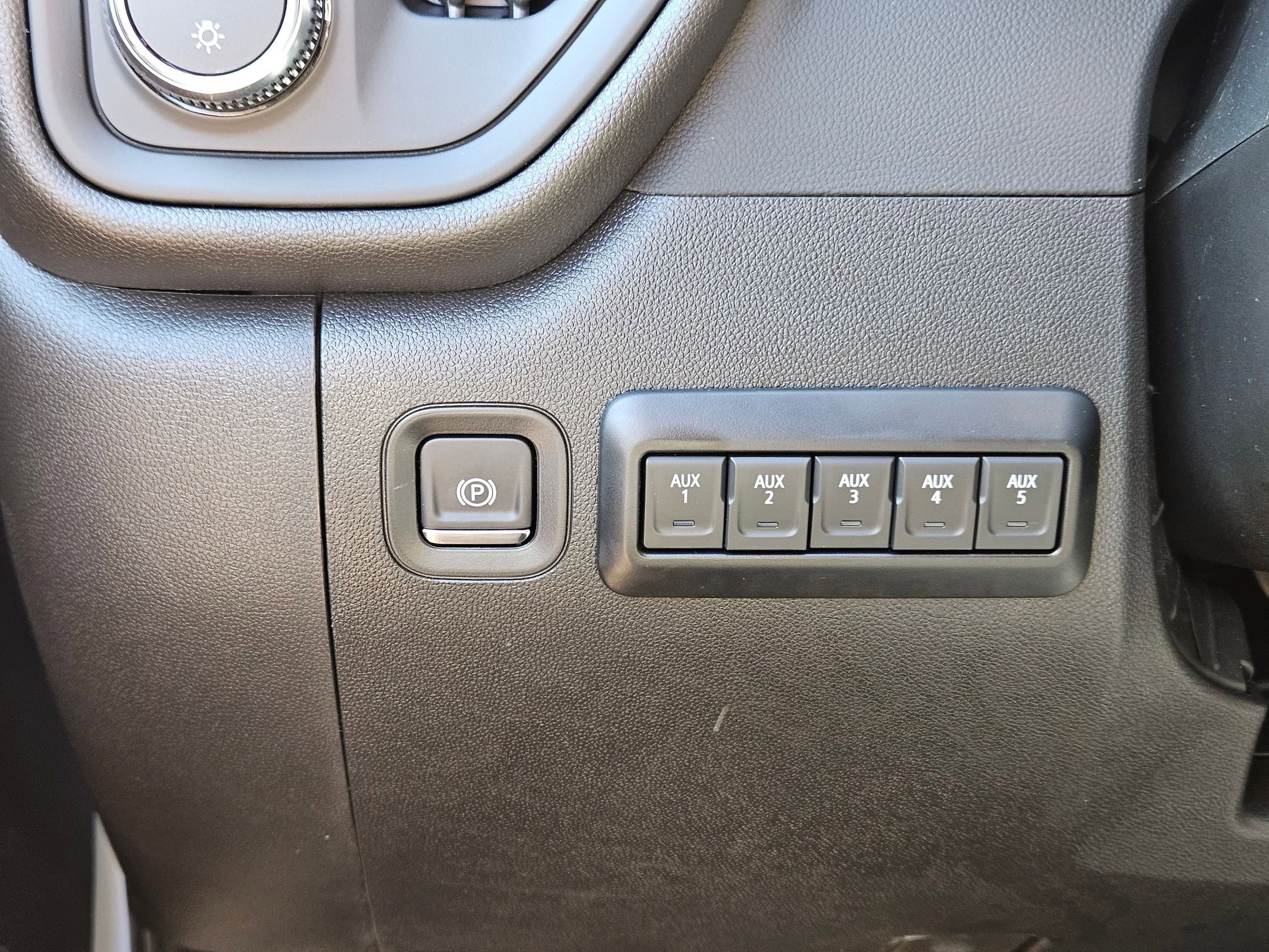 New 2026 GMC Sierra 3500 Pro w/ Convenience Package image 21