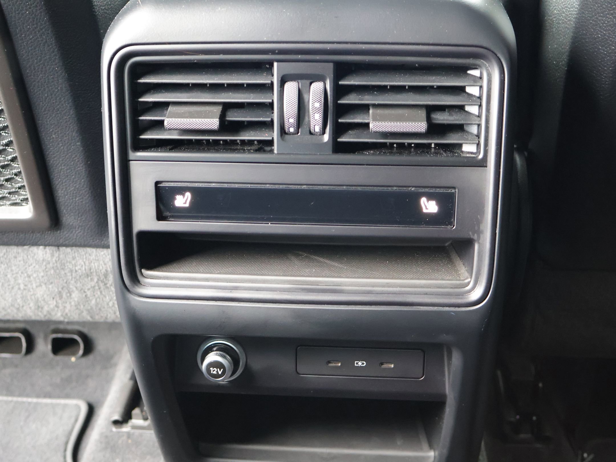 Used 2024 Porsche Cayenne image 22