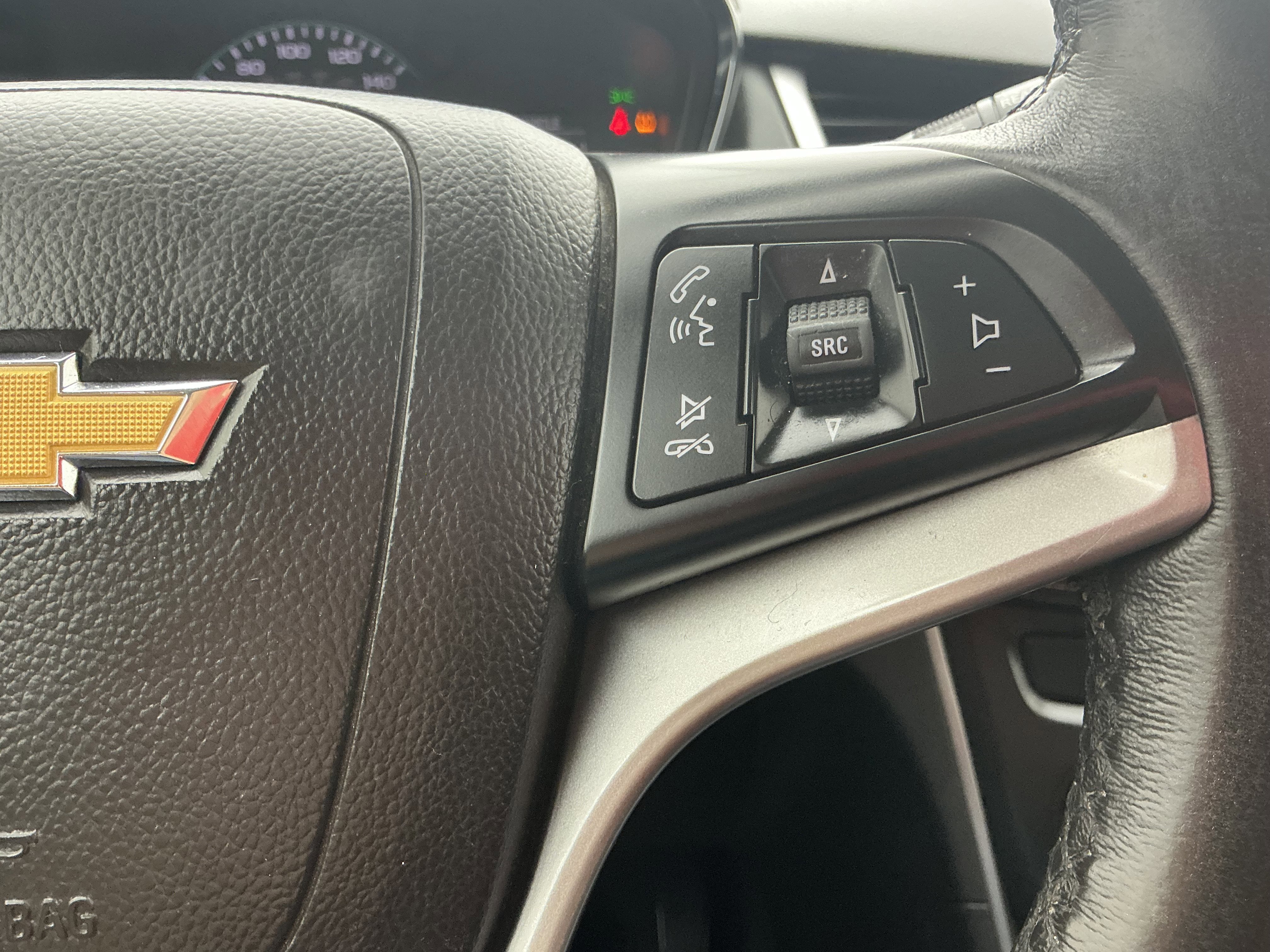 Used 2017 Chevrolet Trax LT w/ LT Convenience Package image 10