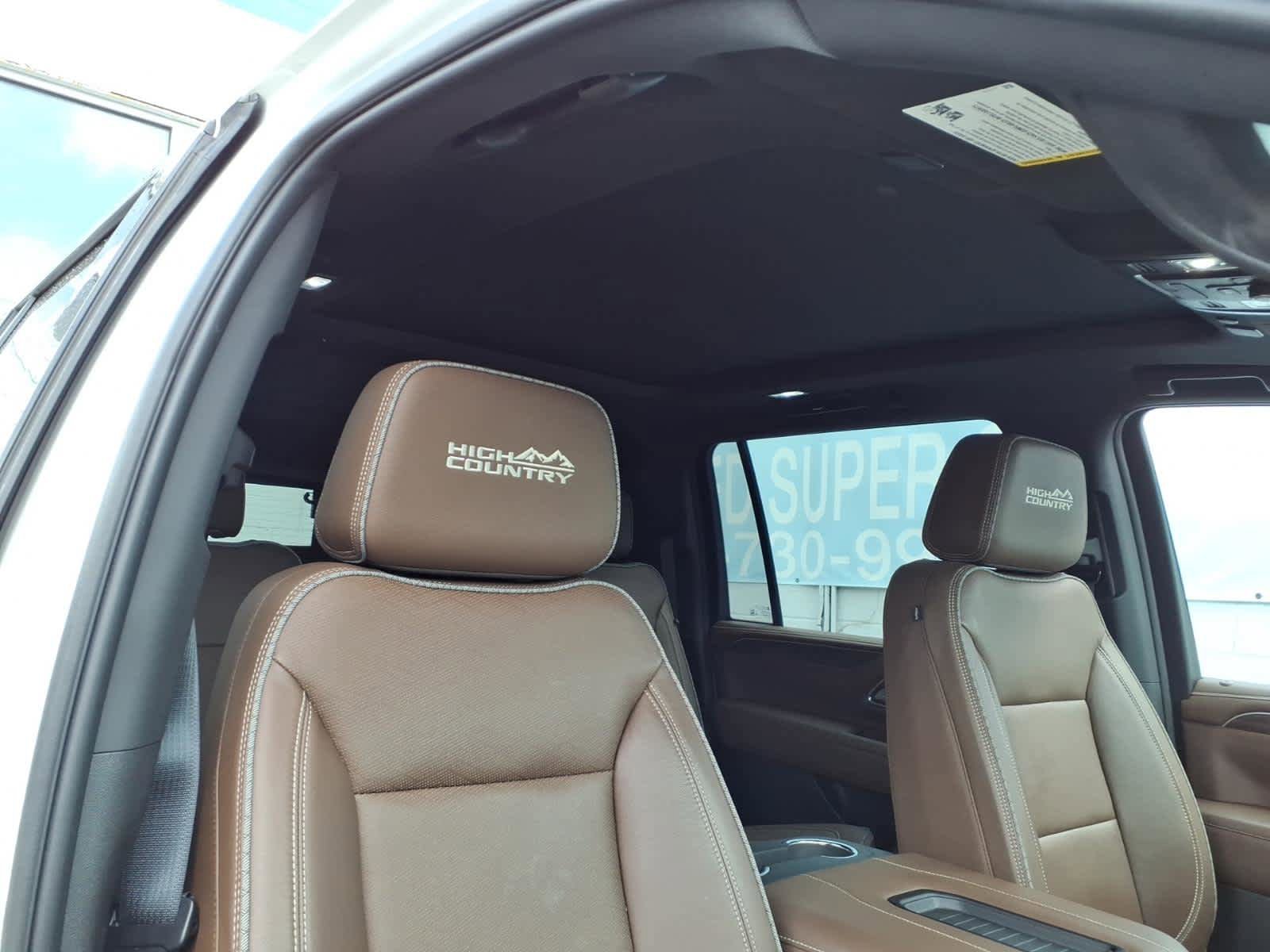 Used 2023 Chevrolet Suburban High Country AWD/4WD image 21