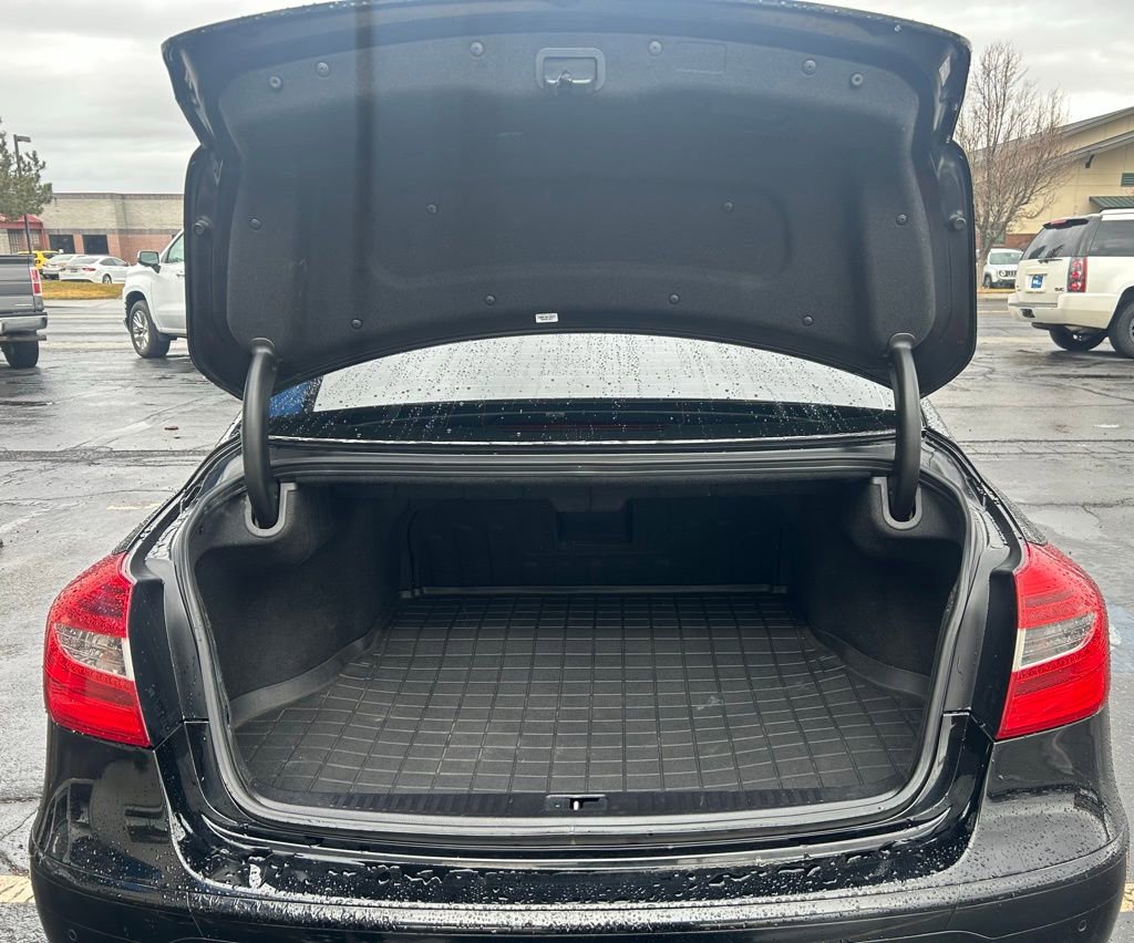 Used 2014 Hyundai Genesis 5.0 R-Spec image 6