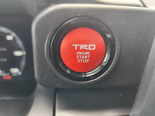 Used 2025 Toyota Tacoma TRD Sport AWD/4WD image 19