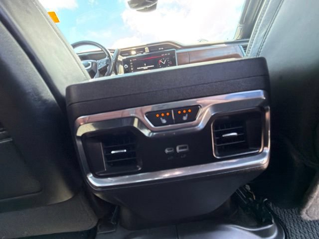 Used 2024 GMC Sierra 2500 Denali Ultimate w/ Snow Plow Prep/Camper Package AWD/4WD image 17