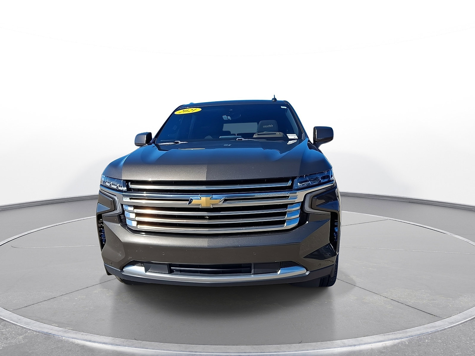 Used 2021 Chevrolet Tahoe High Country w/ Premium Package AWD/4WD image 3