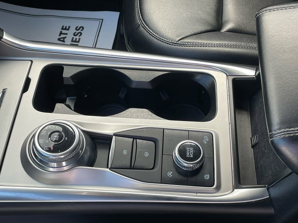 Used 2020 Ford Explorer XLT w/ Equipment Group 202A image 15