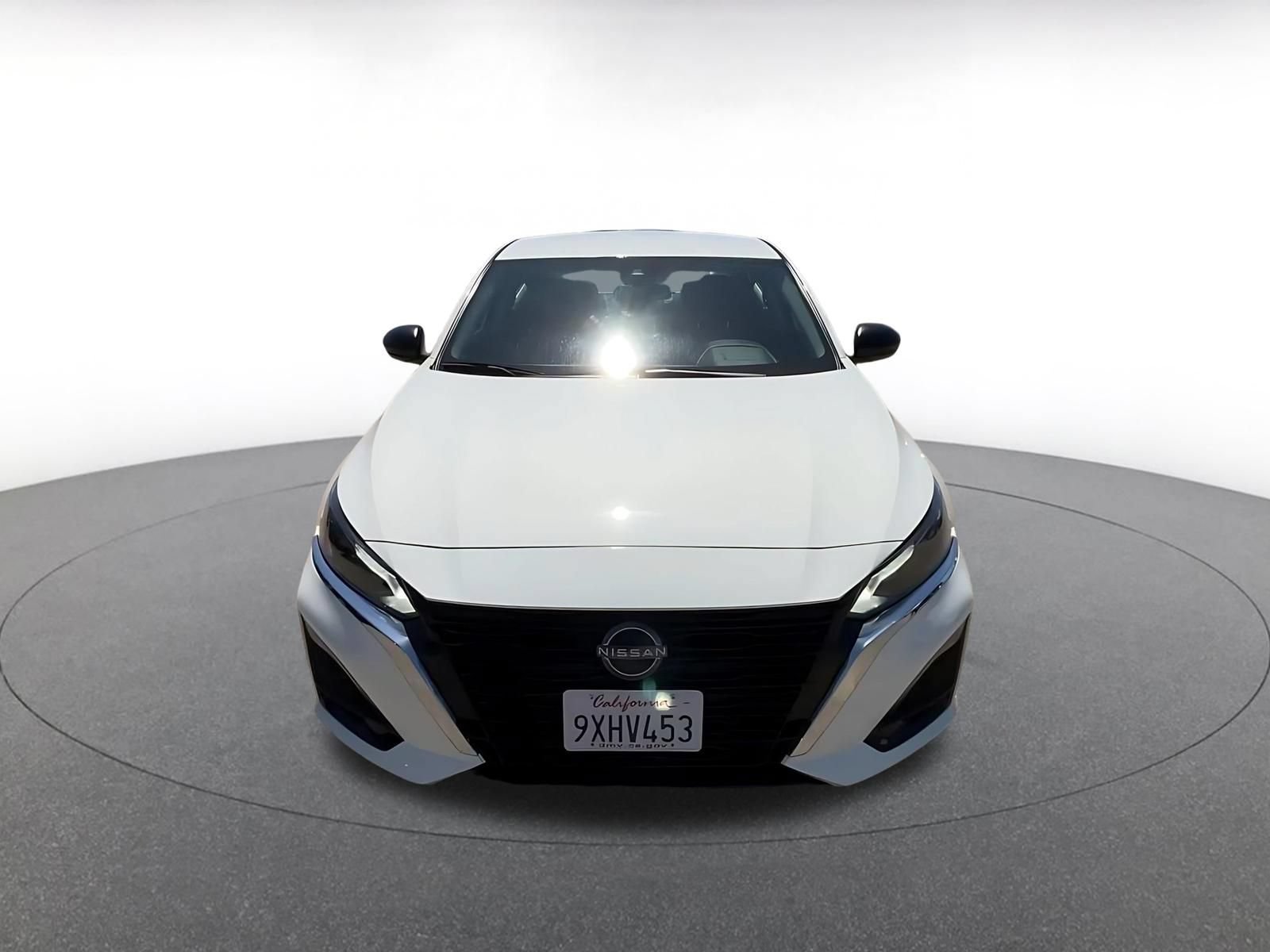 Used 2025 Nissan Altima 2.5 SV FWD image 4