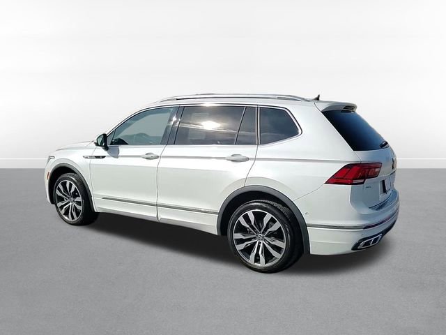 Used 2022 Volkswagen Tiguan SEL R-Line image 6