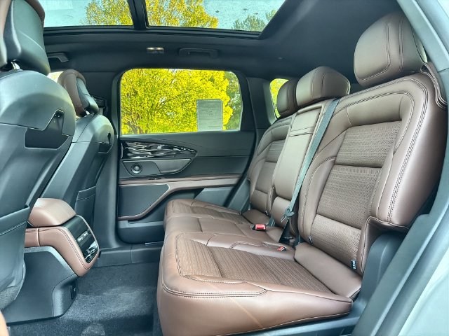 New 2026 Lincoln Nautilus Reserve w/ Jet Appearance Package AWD/4WD image 23