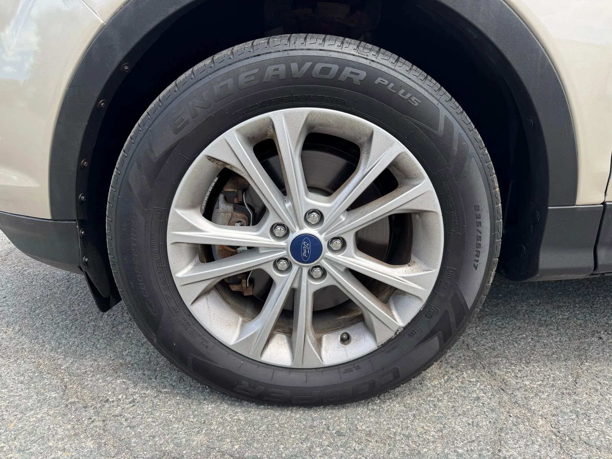 Used 2018 Ford Escape SE image 9