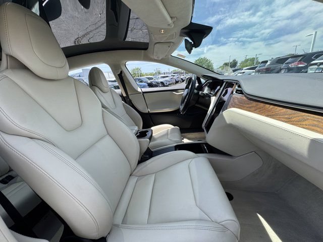 Used 2018 Tesla Model S 100D AWD/4WD image 16