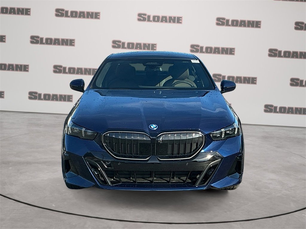 New 2026 BMW 550e xDrive image 8