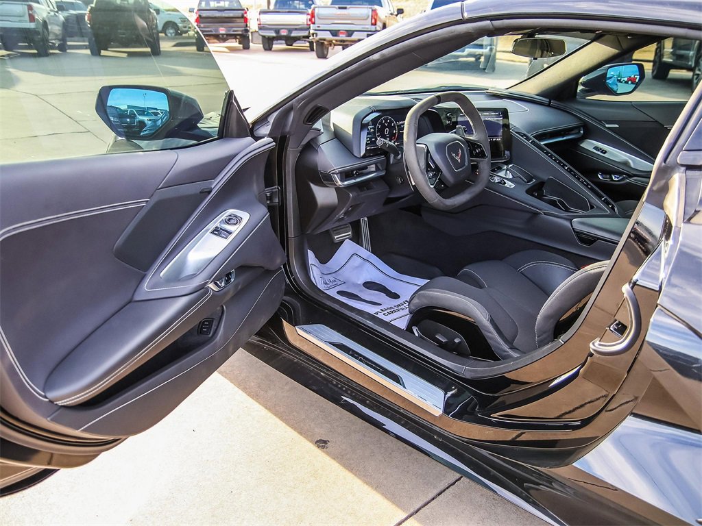 Used 2023 Chevrolet Corvette Stingray Coupe w/ Z51 Performance Package image 18