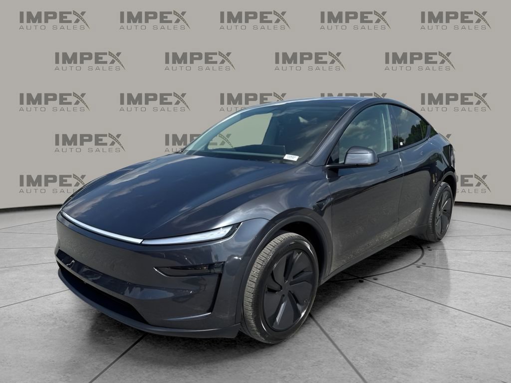 Used 2026 Tesla Model Y 2WD image 1