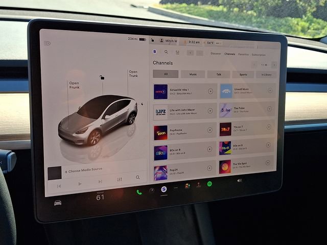 Used 2023 Tesla Model Y Long Range AWD/4WD image 17