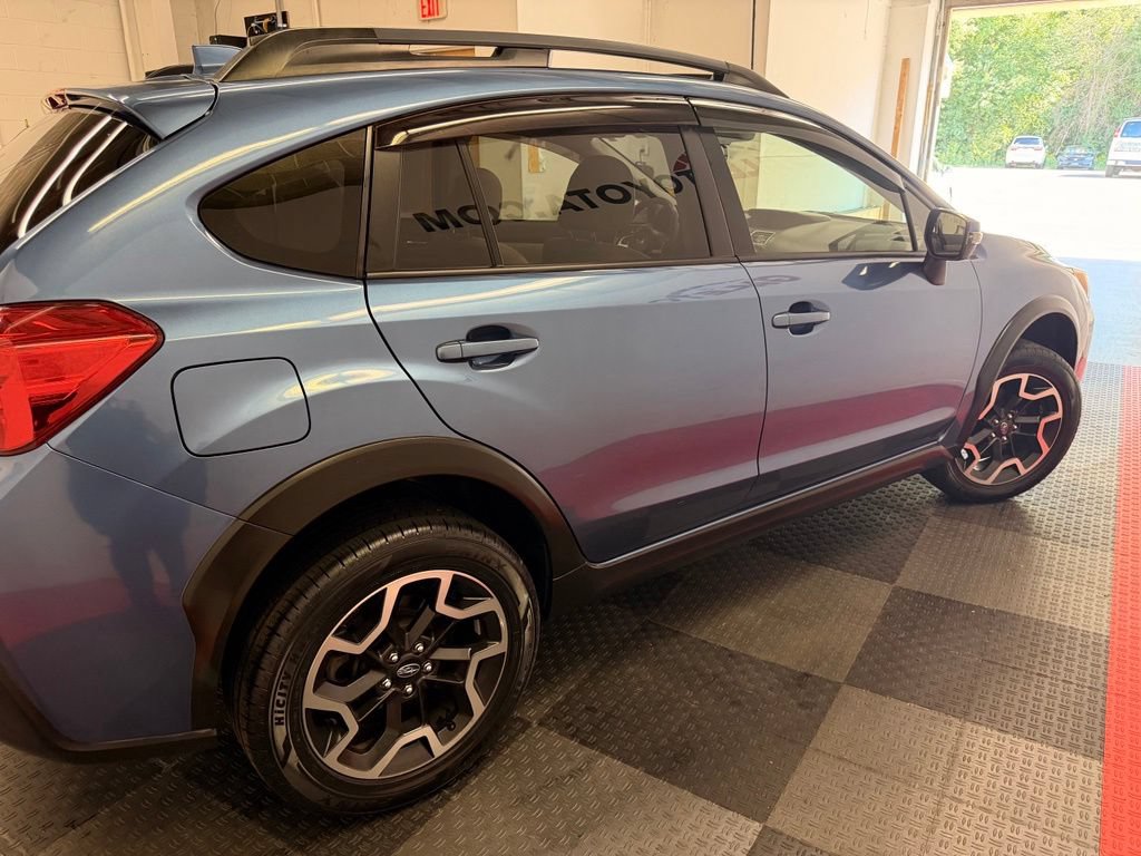 Used 2016 Subaru Crosstrek 2.0i Limited AWD/4WD image 12