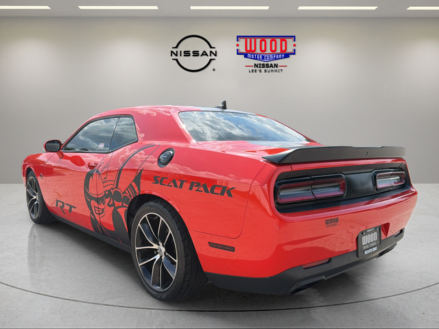 Used 2017 Dodge Challenger R/T Scat Pack RWD image 5