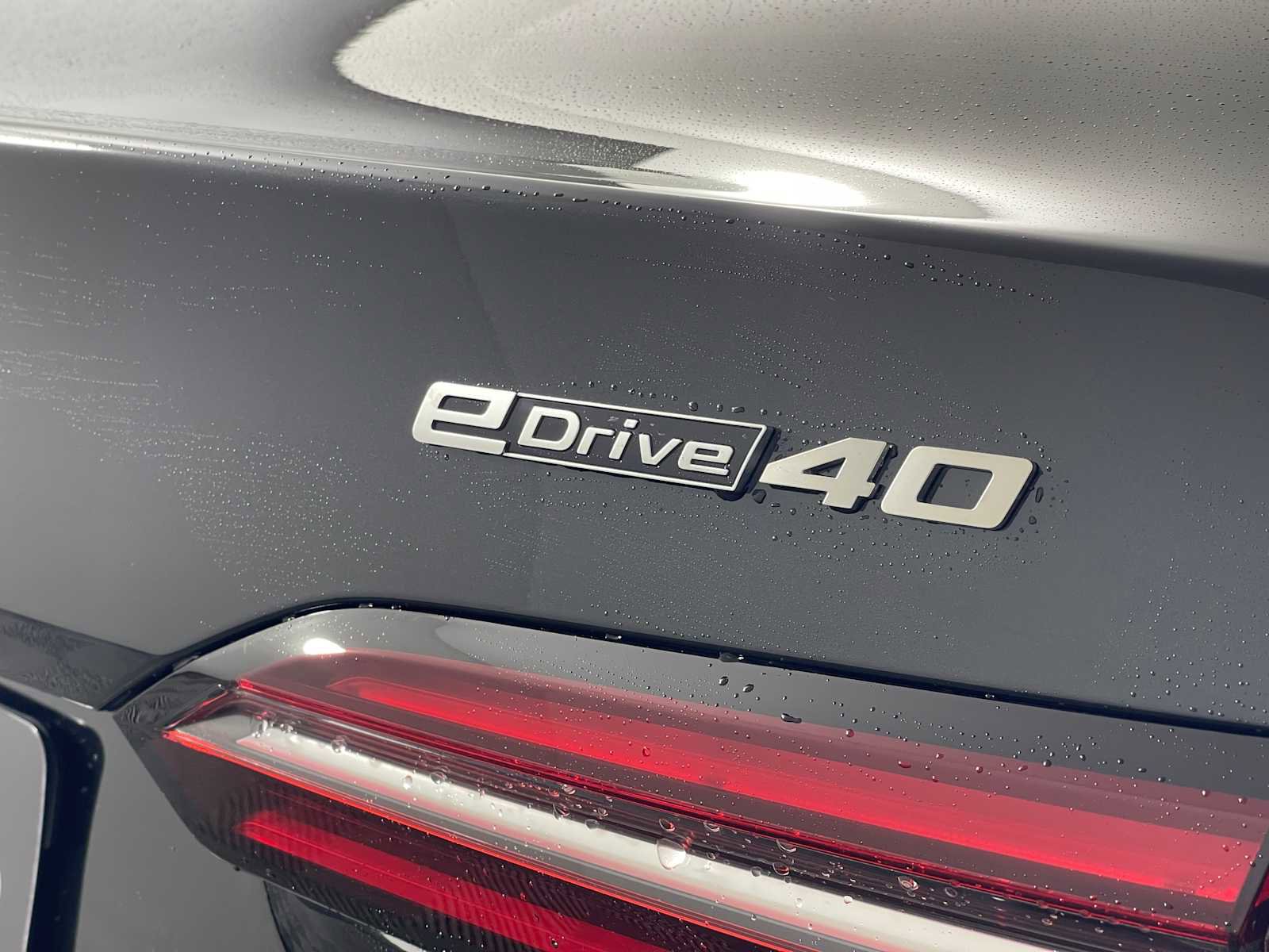 New 2026 BMW i5 eDrive40 image 10