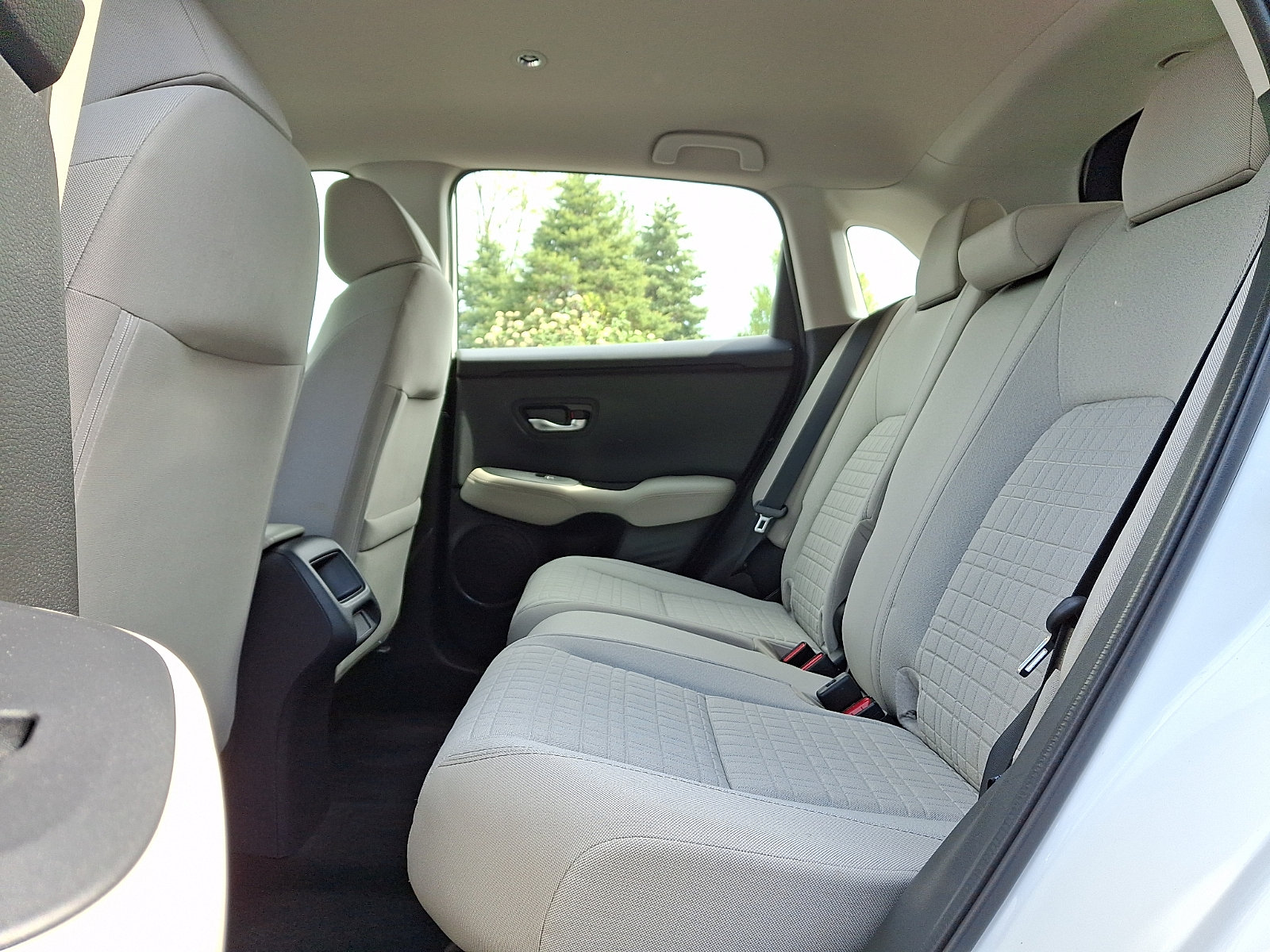 Used 2025 Honda HR-V LX image 10