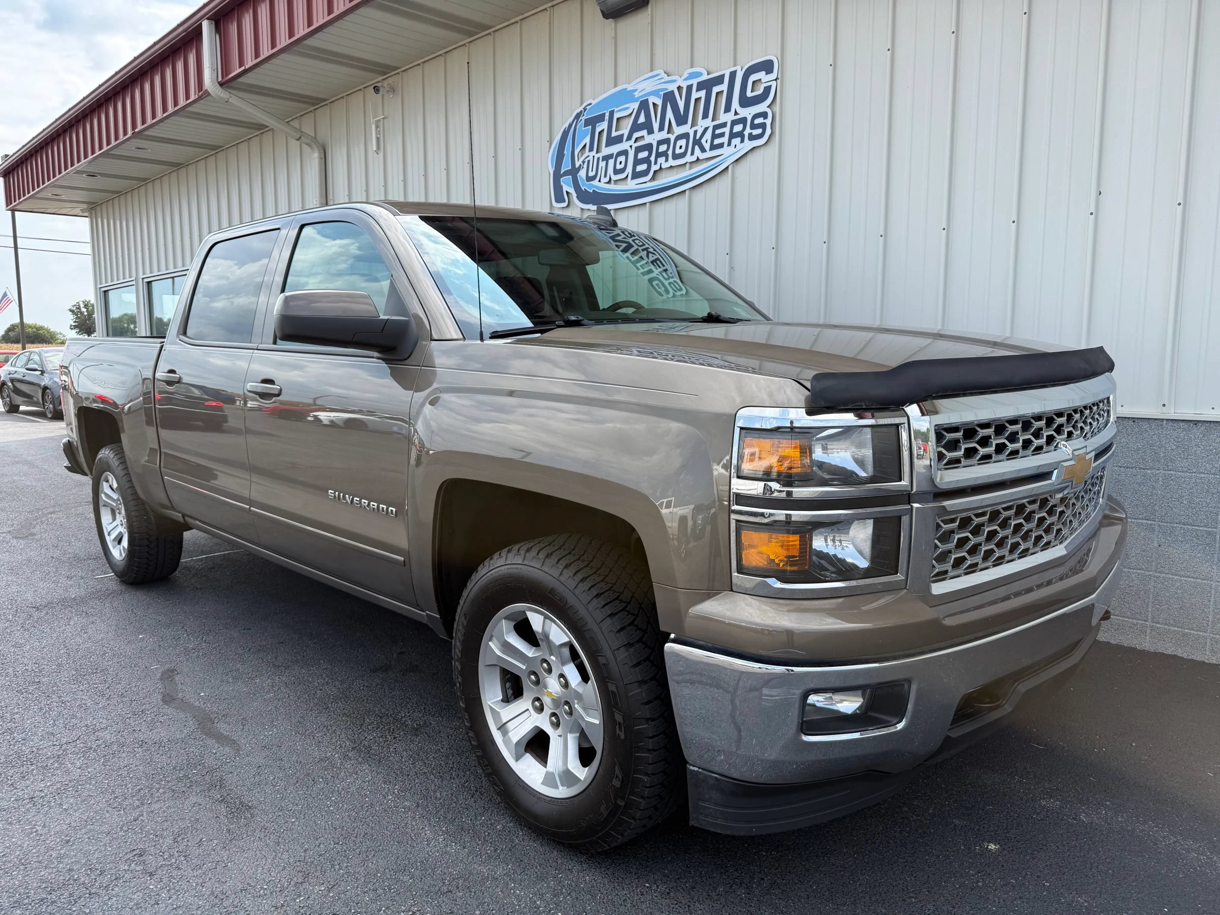 Used 2015 Chevrolet Silverado 1500 LT w/ All Star Edition AWD/4WD image 4