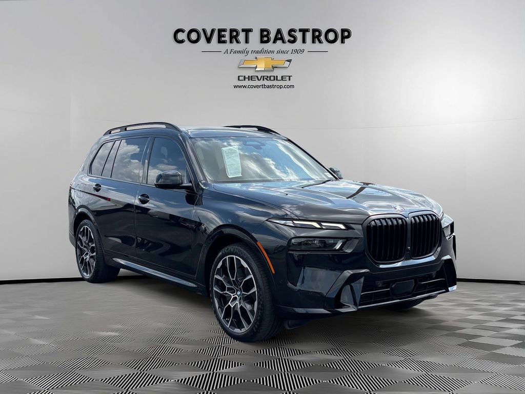 Used 2025 BMW X7 xDrive40i w/ M Sport Package AWD/4WD image 7