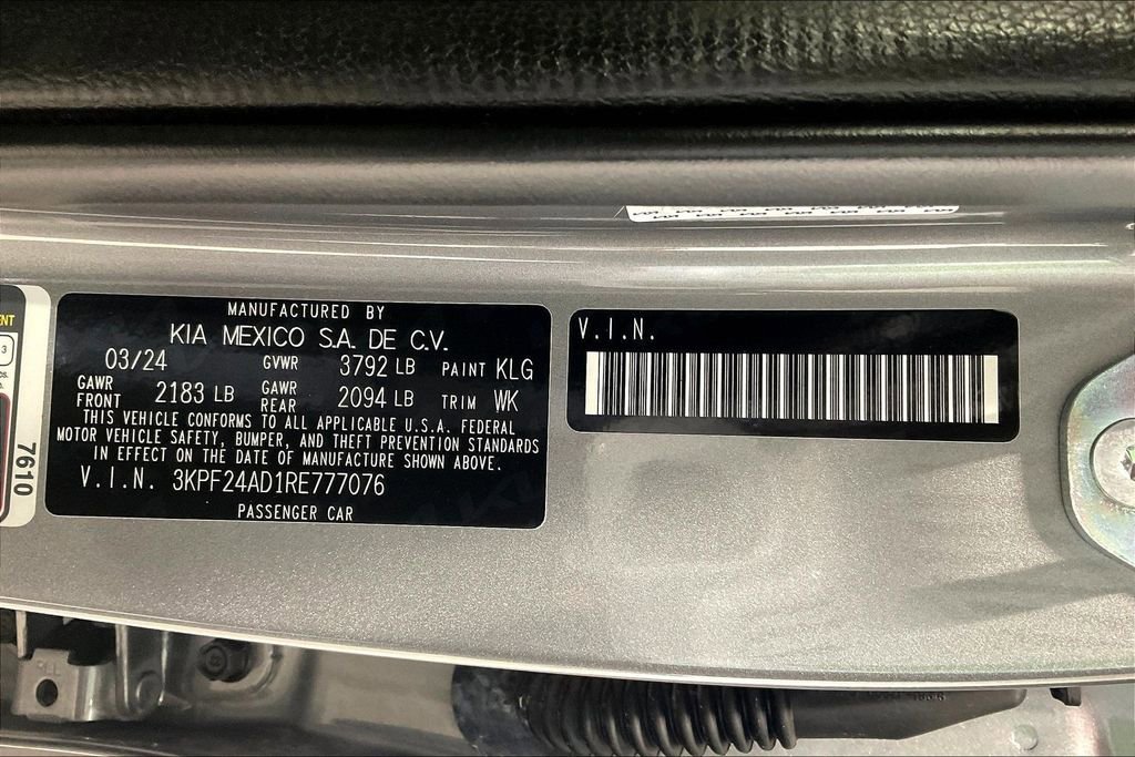 Used 2024 Kia Forte LXS image 39