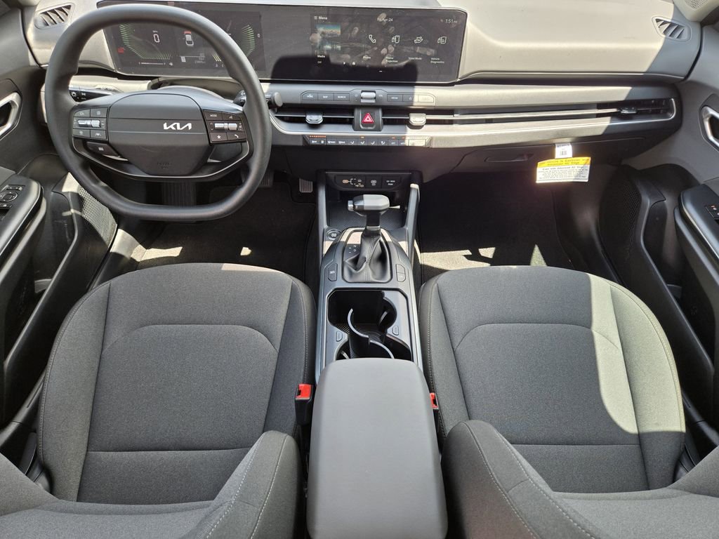 Certified 2025 Kia K4 FWD image 5