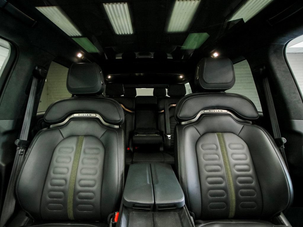 Used 2025 Rivian R1S Adventure AWD/4WD image 24