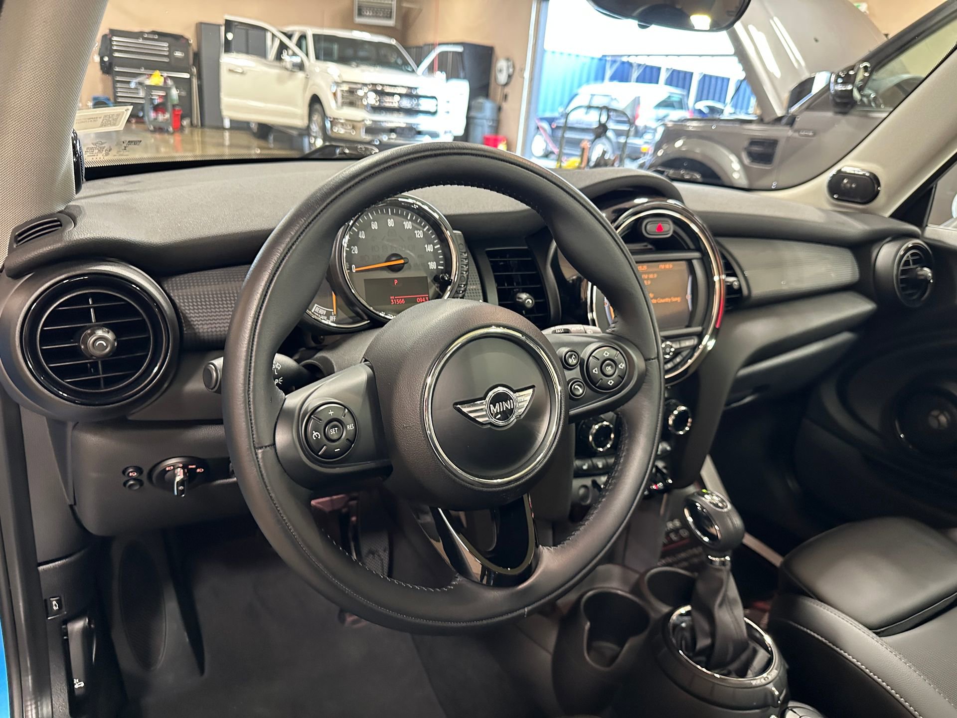 Used 2015 MINI Cooper 2-Door Hardtop FWD image 12