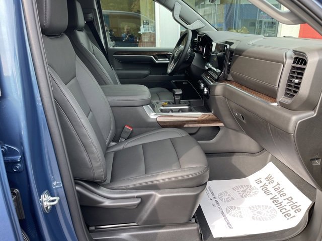 New 2026 GMC Sierra 1500 Elevation w/ Elevation Premium Package image 9