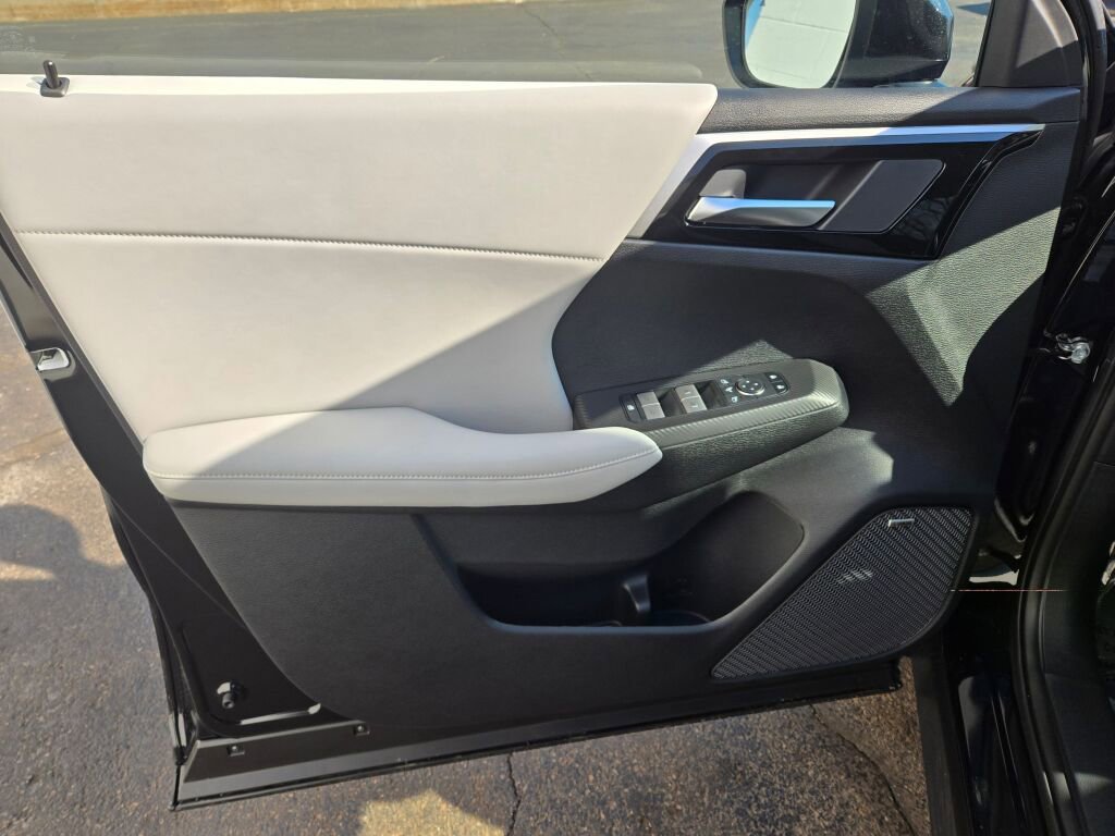 New 2026 Mitsubishi Outlander SE AWD/4WD image 17
